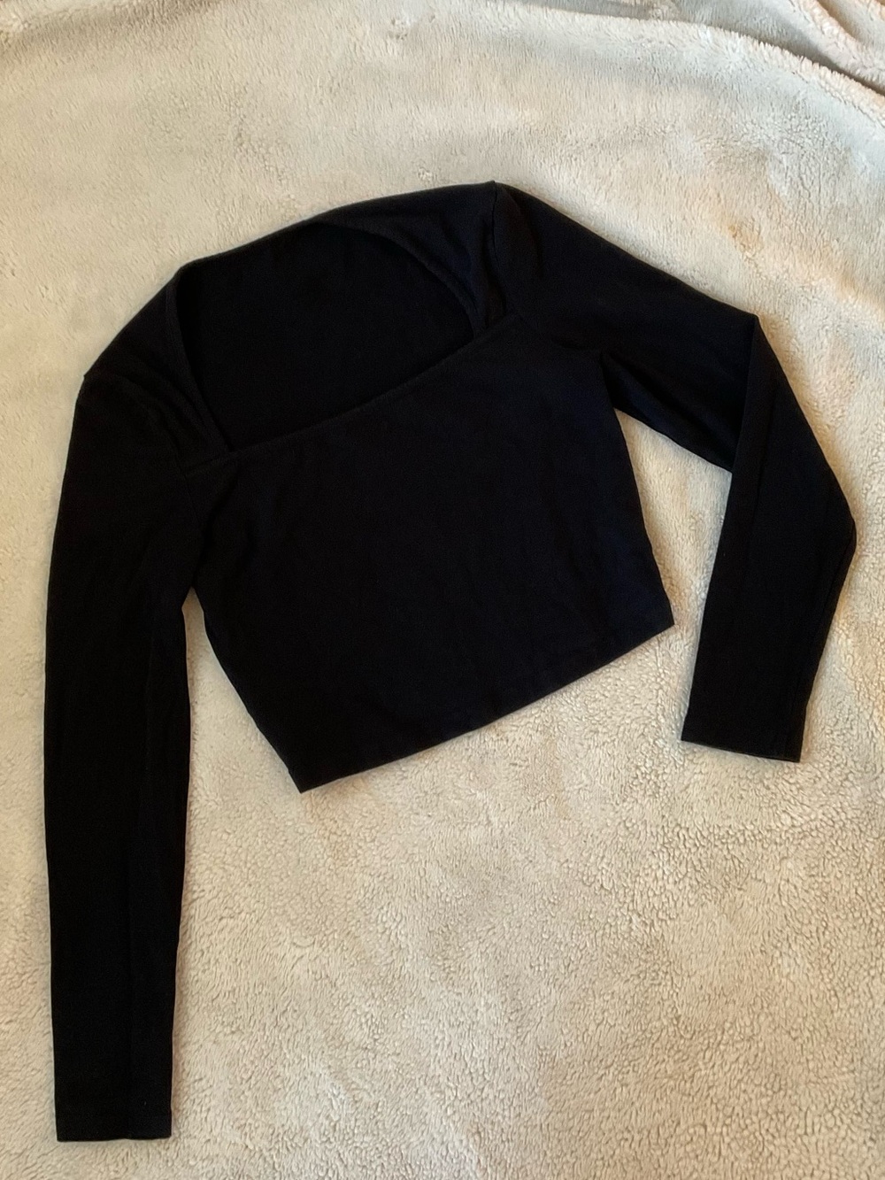 SHEIN Black Square Neck Long-Sleeve Crop Top